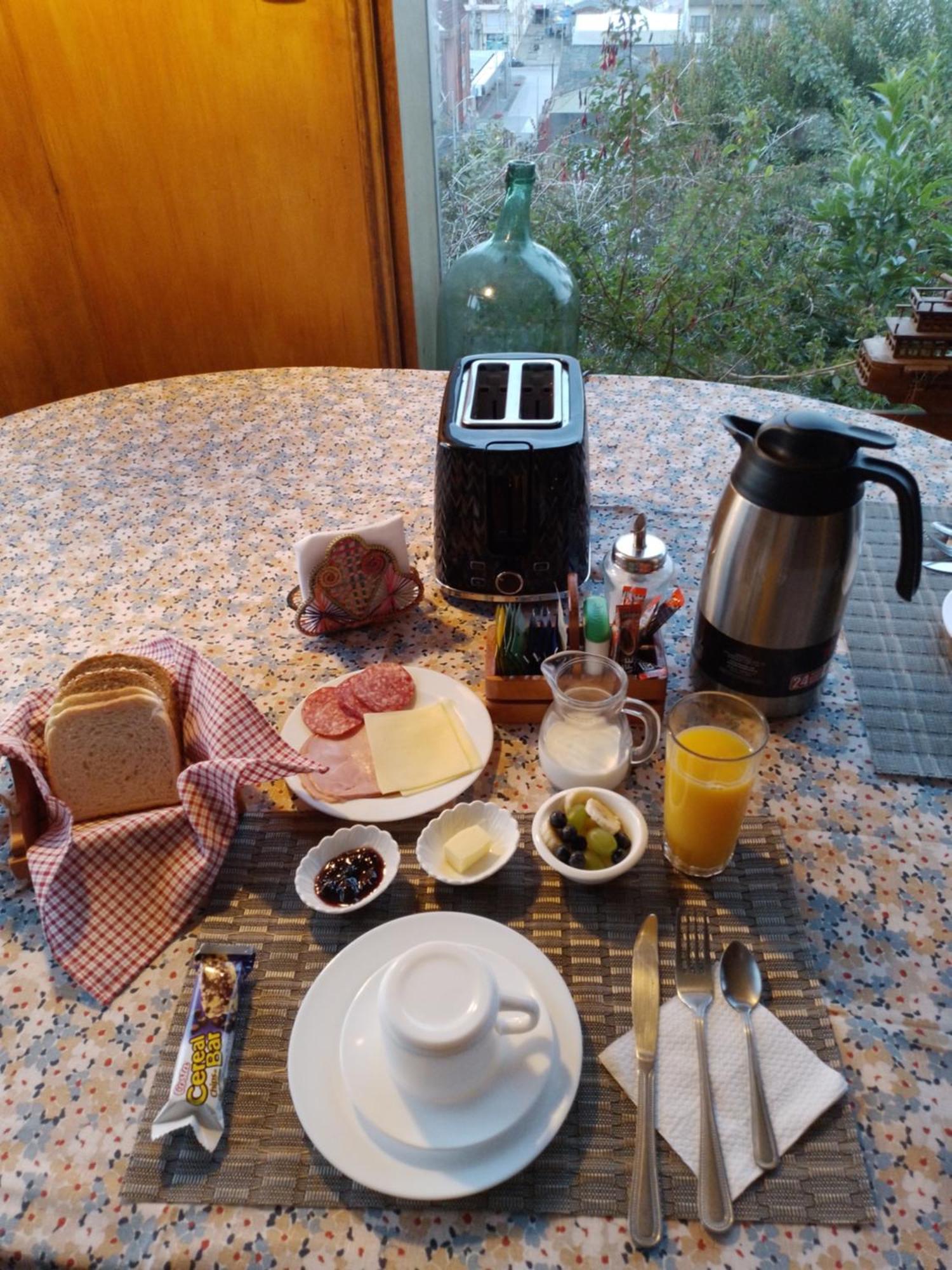 Portal Austral Bed & Breakfast Puerto Montt Exterior foto